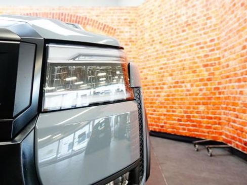 Certified 2025 Nissan Frontier PRO-4X image 74