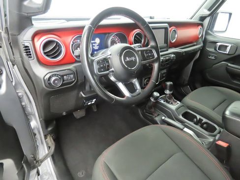 Used 2018 Jeep Wrangler Unlimited Rubicon image 9