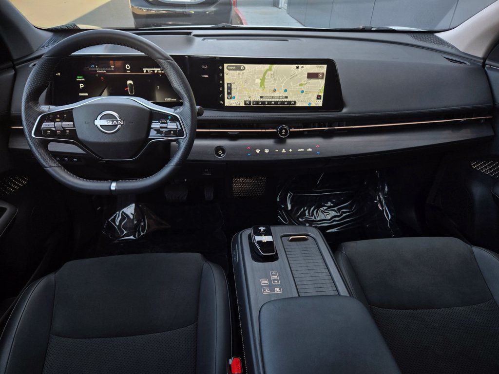 Used 2024 Nissan Ariya FWD image 16