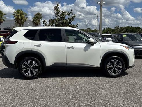 Certified 2023 Nissan Rogue SV AWD/4WD image 2