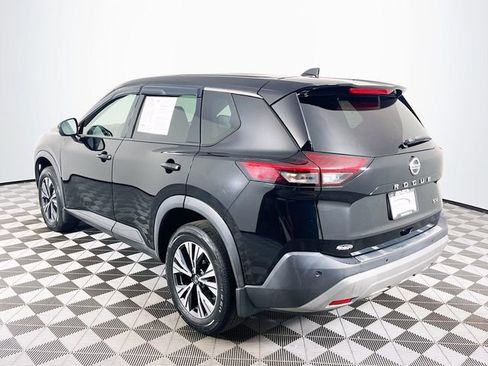 Used 2021 Nissan Rogue SV image 6