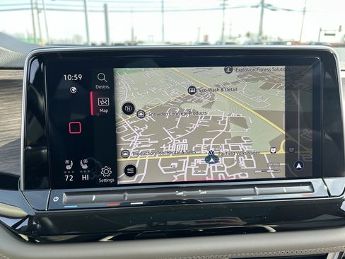 Certified 2025 Volkswagen Atlas SEL Premium R-Line image 13