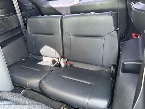 Used 2022 Mitsubishi Outlander SEL AWD/4WD image 11
