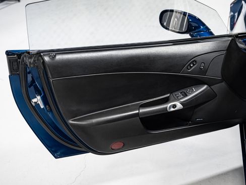 Used 2007 Chevrolet Corvette Z06 w/ Preferred Equipment Group image 15