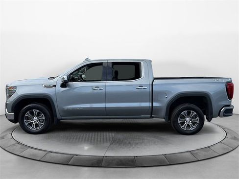 Used 2024 GMC Sierra 1500 SLT image 4