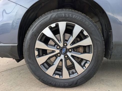Used 2015 Subaru Outback 2.5i Limited AWD/4WD image 14