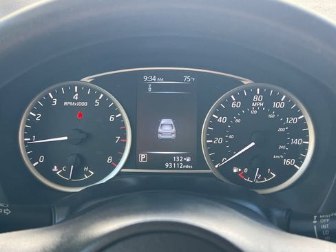 Used 2018 Nissan Sentra S FWD image 29