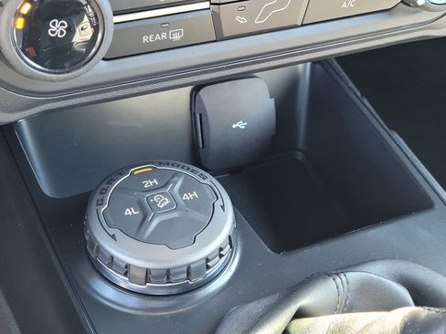 New 2025 Ford Bronco 2-Door image 38