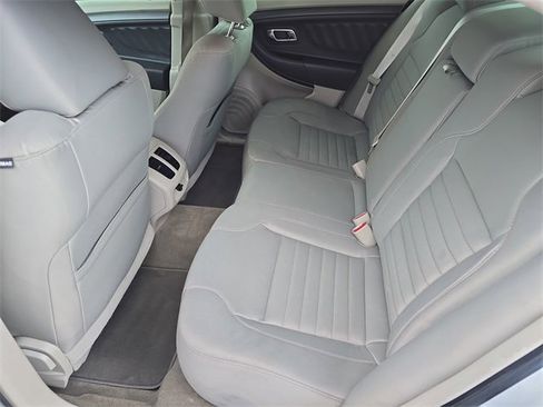 Used 2012 Ford Taurus SE image 16