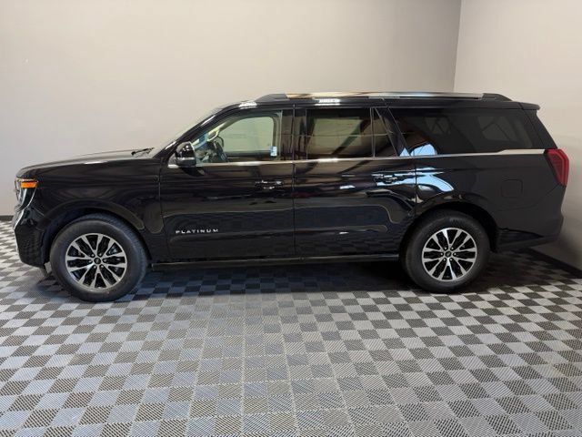 Used 2025 Ford Expedition Max Platinum AWD/4WD image 6
