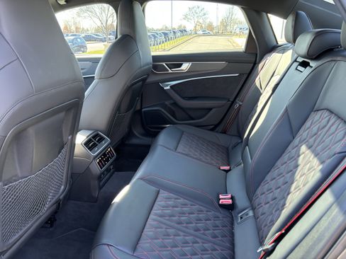 Certified 2025 Audi S6 Premium Plus image 33