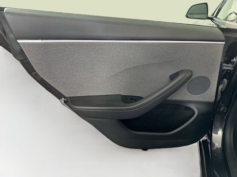 Used 2024 Tesla Model 3 image 25