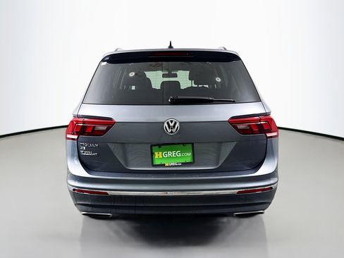 Used 2021 Volkswagen Tiguan SE FWD image 8
