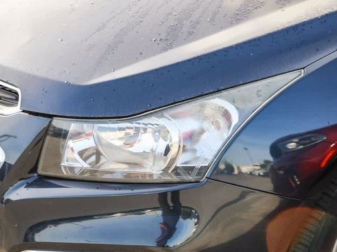 Used 2016 Chevrolet Cruze LT image 7