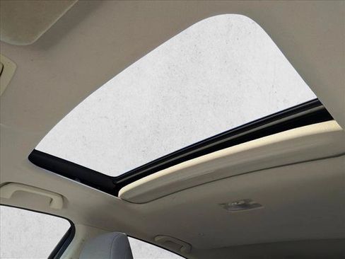 Used 2015 Honda CR-V EX image 17
