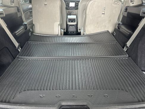 Used 2023 Volvo XC90 T8 Plus AWD/4WD image 16