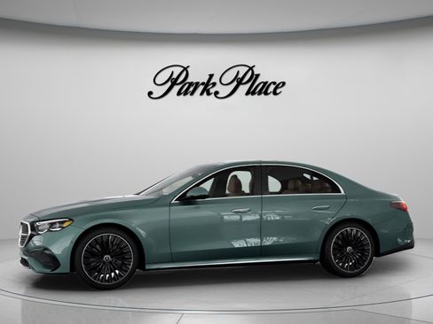 Used 2026 Mercedes-Benz E 350 Sedan image 4