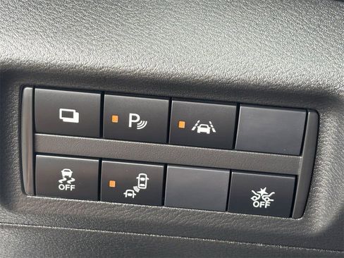 New 2025 Nissan Kicks Play S image 35