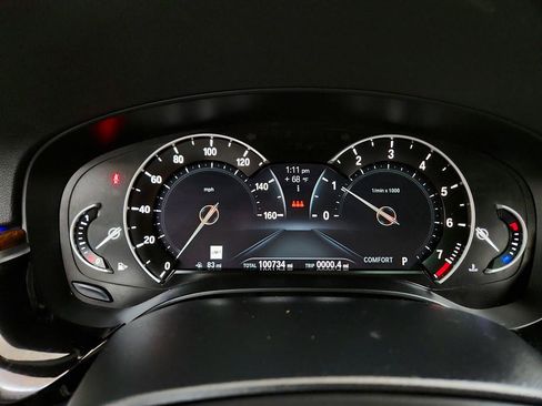 Used 2019 BMW 530i 530i w/ M Sport Package image 17