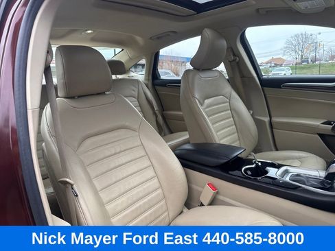 Used 2016 Ford Fusion SE w/ Equipment Group 202A image 12
