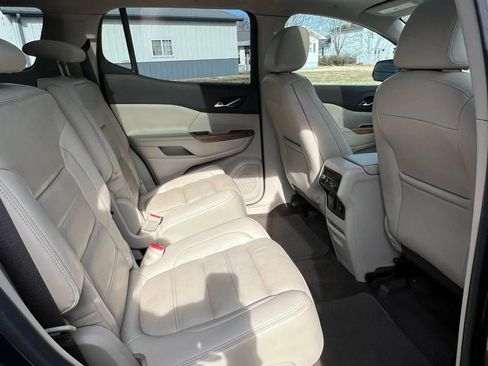 Used 2017 GMC Acadia Denali w/ Technology Package AWD/4WD image 12