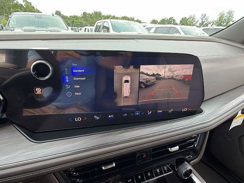 New 2026 Chevrolet Suburban LT w/ Comfort Package RWD image 29