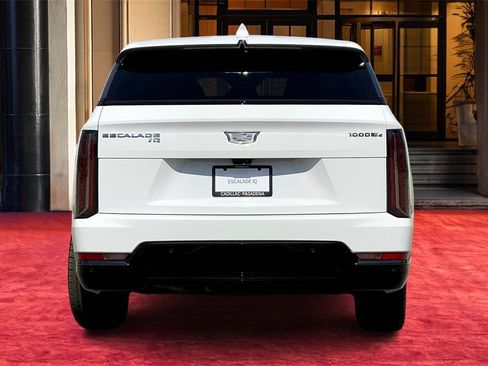 New 2025 Cadillac Escalade IQ Sport 2 image 5