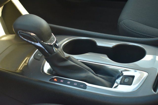 Certified 2025 Chevrolet Malibu LS FWD image 22
