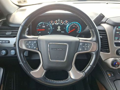 Used 2020 GMC Yukon XL Denali w/ Open Road Package image 22