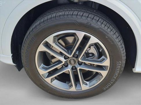 Used 2025 Audi Q5 Premium w/ Convenience Package AWD/4WD image 22