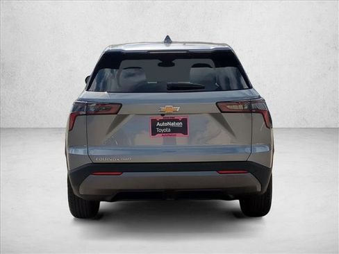 Used 2025 Chevrolet Equinox LT image 7