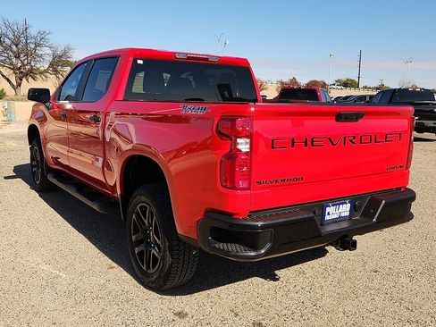 Used 2025 Chevrolet Silverado 1500 Custom Trail Boss w/ Turbomax Blackout Package image 2