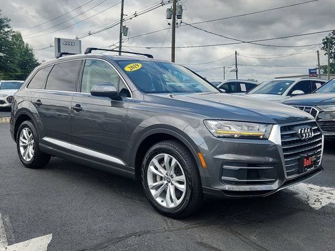 Used 2019 Audi Q7 3.0T Premium Plus w/ Premium Plus Package AWD/4WD image 2