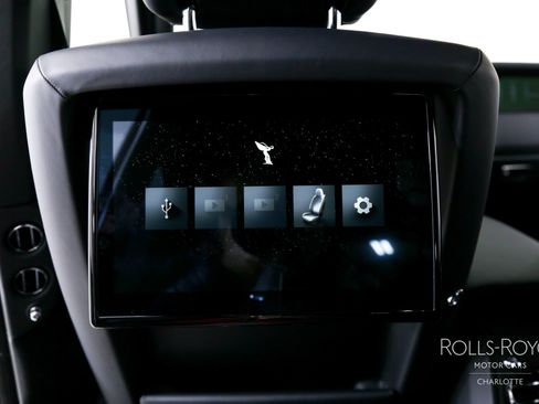 Certified 2025 Rolls-Royce Cullinan AWD/4WD image 19