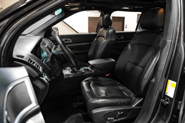 Used 2016 Ford Explorer Limited FWD image 35