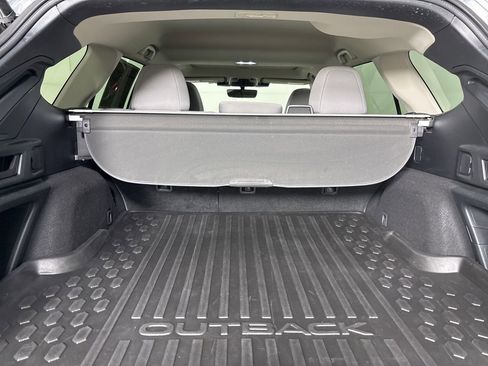 Used 2023 Subaru Outback Premium image 24