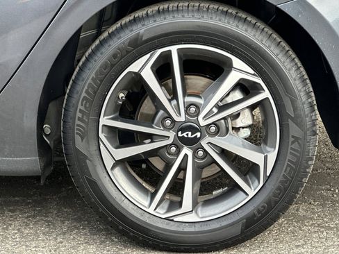 Used 2023 Kia Forte LXS w/ LXS Technology Package image 33