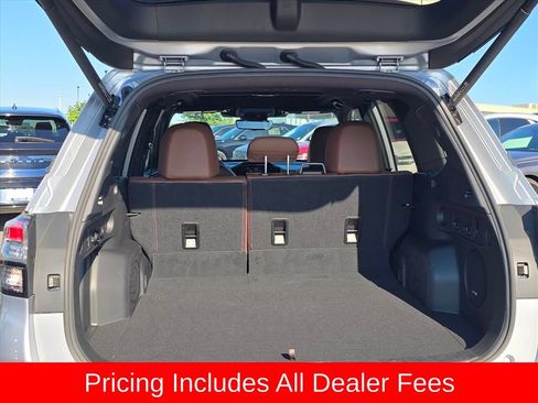 Used 2025 Subaru Forester Touring w/ Popular Package - Touring AWD/4WD image 14