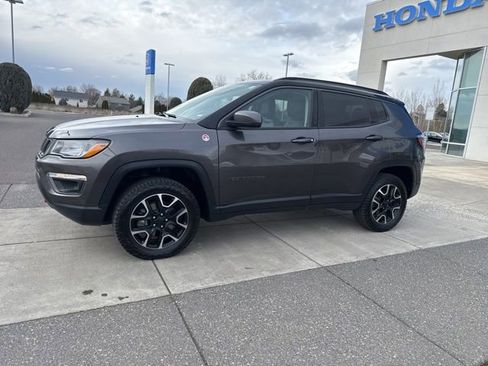 Used 2021 Jeep Compass Trailhawk image 12