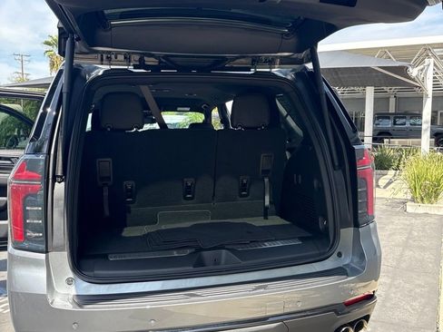 Used 2026 Chevrolet Tahoe RST AWD/4WD image 12