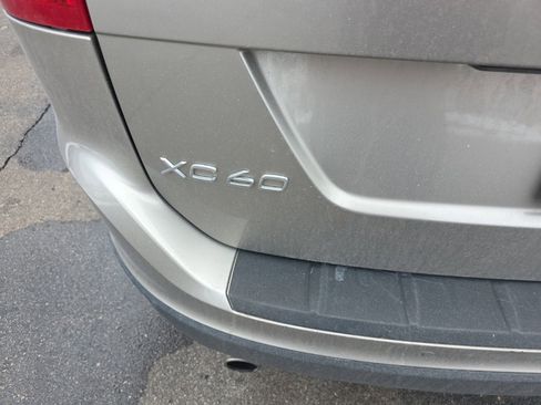 Used 2013 Volvo XC60 3.2 image 4