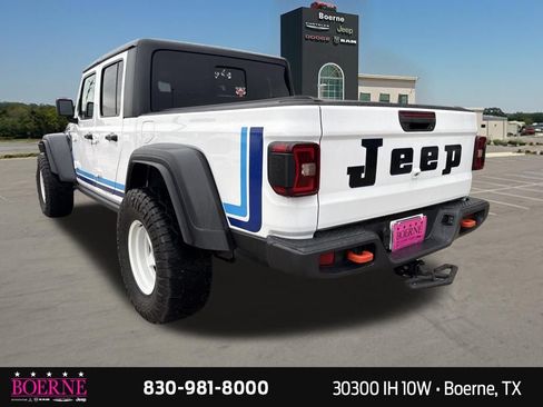 Used 2021 Jeep Gladiator Mojave AWD/4WD image 9