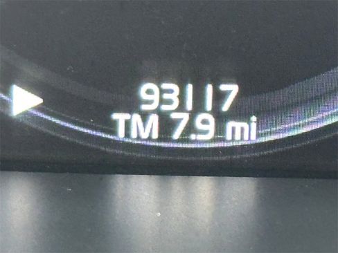 Used 2022 Volvo XC90 T8 R-Design w/ Advanced Package image 33