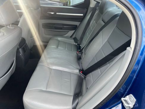 Used 2009 Dodge Charger SXT image 24