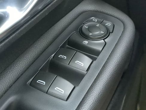 Used 2020 GMC Terrain SLE w/ Driver Convenience Package image 24