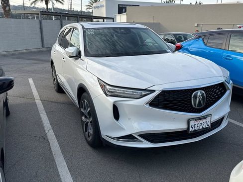 Certified 2023 Acura MDX FWD w/ Technology Package image 2