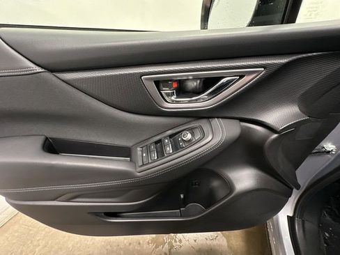 Used 2019 Subaru Forester Premium image 18