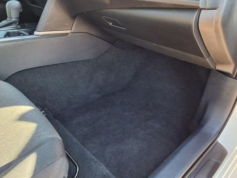 Used 2025 Toyota Camry LE image 79