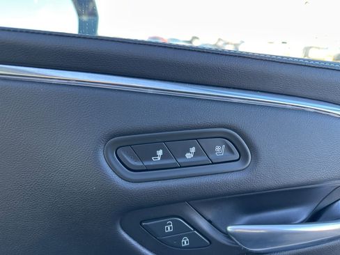 Used 2021 Cadillac Escalade ESV Sport w/ Driver Assist Tech Package image 51