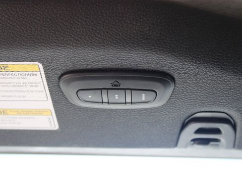 Used 2023 Jeep Wrangler Unlimited Sahara image 23